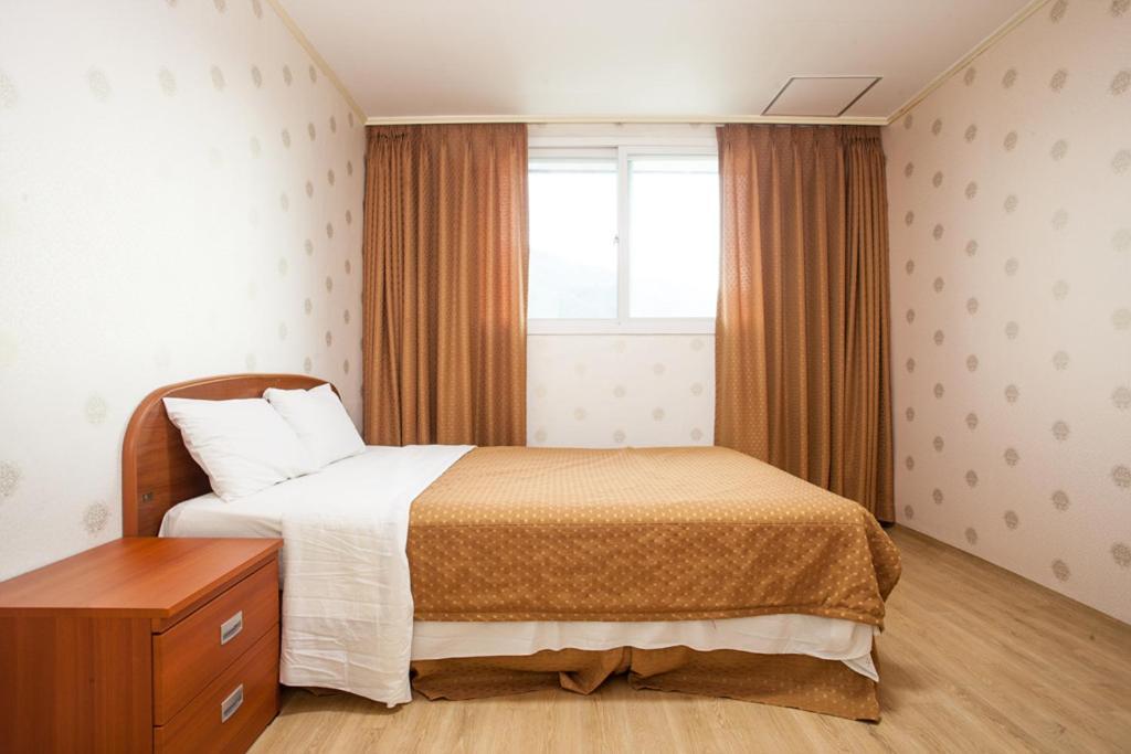 Muju Ilsung Condo المظهر الخارجي الصورة